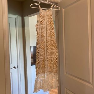 White and tan fitted dress